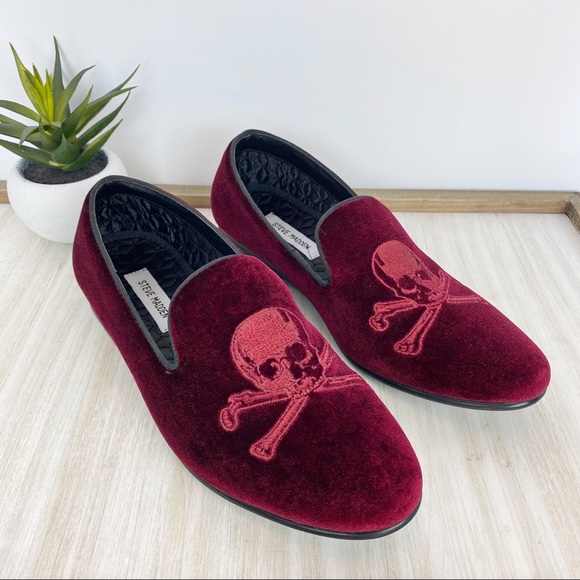 Steve Madden Other - •STEVE MADDEN• Velvet Deface Skull Smoking Loafers